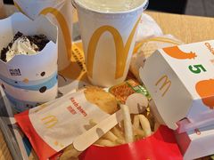 -麦当劳(展览路店)