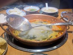 -洱火云南酸菜牛肉火锅(石景山当代商城店)