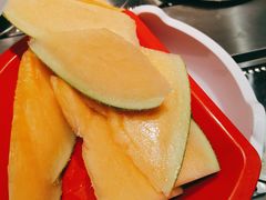 -龍歌自助小火锅(市北CBD万达店)