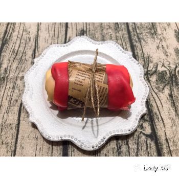 摊饼使人快乐 昨天做的毛巾卷  因为要卷起来所以不能