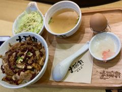 -熊吞·大碗丼烧肉饭(济宁万达广场店)