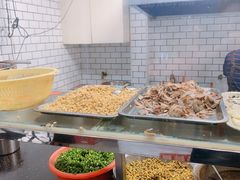 -覃肥叔桂林米粉(粮道街店)