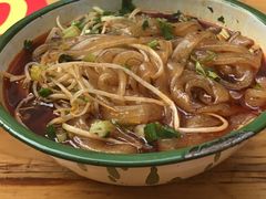 -拈签一笑黄牛肉辣卤串串