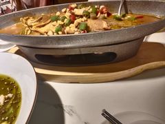 -姜君·千岛湖鱼头馆(浦东大道店)