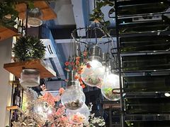 -胡桃里音乐餐厅(陶溪川店)(川湘赣菜·世界百大酒庄直供红酒·音乐表演)