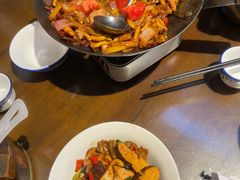 -富正毅三下锅·湘西韵味(天门山索道店)