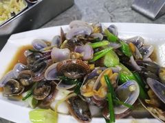 -四川小胡子海鲜(丁村万人海鲜广场店)