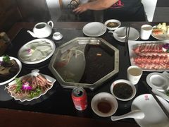 -重庆德庄火锅(体育中心店)