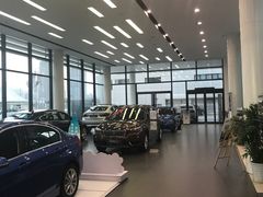 -太原宝诚宝马4S店(迎泽西大街店)