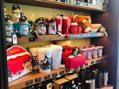 零售区-星巴克(深圳欢乐颂店)