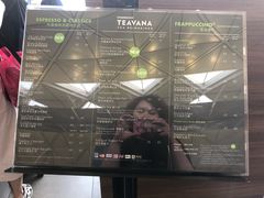 -星巴克(香港国际机场44号闸店)