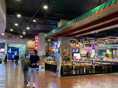 -Pier 21 (Terminal 21 Asok)