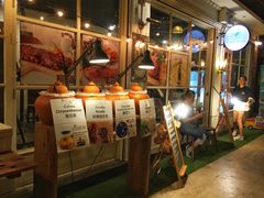 -席娜卡琳火车铁道夜市