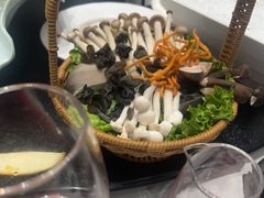 -海月轩海鲜豆捞(紫金塔店)