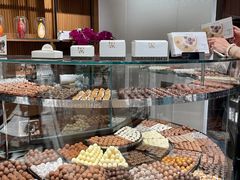 -Laderach 莱德拉(上海环贸iapm店)