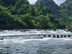 -高荡千年布依古寨旅游景区