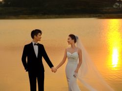 -AOROA·奥洛拉婚纱摄影·旅拍·礼服