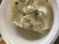 -珊珊小笼馆(仙霞路店)