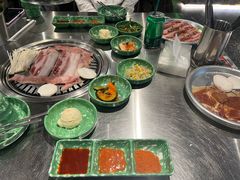-欧巴炭烤肉오빠숯불구이(南京东路店)