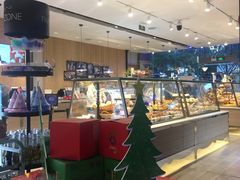 -巴黎贝甜(大宁国际商业广场店)