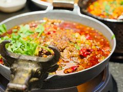 -万重锦·人文川菜馆(骡马市店)