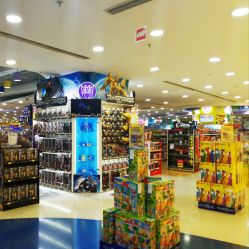 -玩具反斗城(正大广场店)