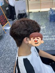 -藤野造型专业烫染接发