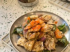 香烤九层塔鸡腿肉-小肚皮饮食店