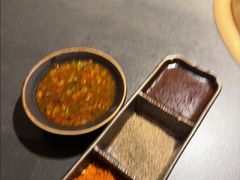 -铭牛烧肉·和牛海鲜自助(高新月牙湖店)