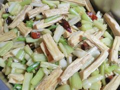 芹菜腐竹-刘小忙把子肉(北园大街总店)
