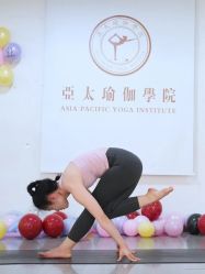 -亚太瑜伽普拉提学院