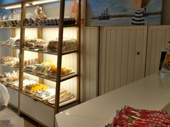 面包甜点陈列柜-一鸣真鲜奶吧(万地店)