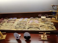 -肆兮眼镜·蔡司·徕卡战略合作店(大坪店)