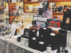 -西西弗书店&矢量咖啡(凯德晶萃广场店)