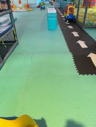 -米可儿童游乐场(观江国际购物中心店)