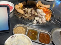 -炽城·烤肉名家(鸿达中央广场店)