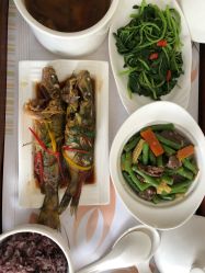 -莉泽月子中心(凯旋江景店)