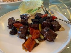 黑金雪花牛肉粒-上海和平饭店龙凤厅 Dragon Phoenix