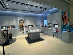 -HEFANG Jewelry何方珠宝(IFS店)