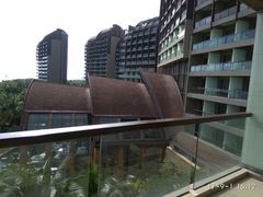 -三亚湾海居铂尔曼度假酒店