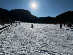 -济南卧虎山滑雪场