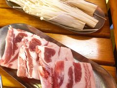 -叽叽扎扎烤肉场(生态城万达店)