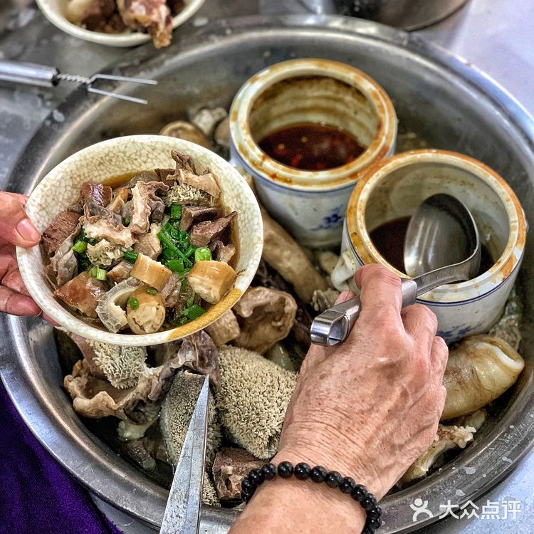 都给我去吃！！才10块的茂名捞粉惊艳到我了