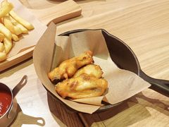 -必胜客(WOW昙华林店)