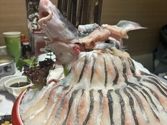 -红鼎豆捞·非遗鲍皇汤火锅(宝丰路店)