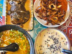 炸菌子-勺子米线·云南传统小吃市集(四方街店)