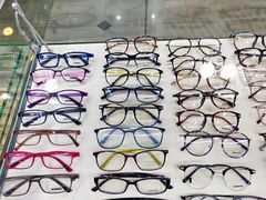 -潘多拉眼镜·蔡司依视路明月(潘家园店)