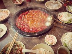 -渝大狮毛肚老火锅(遂宁万达店)