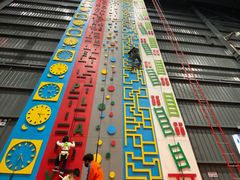 -极限PLAY运动娱乐新世界·团建派对潮玩休闲馆·室内蹦极高空游乐园