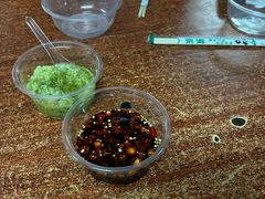 蒜蓉和辣椒圈-威邵鸡煲(西华路总店)